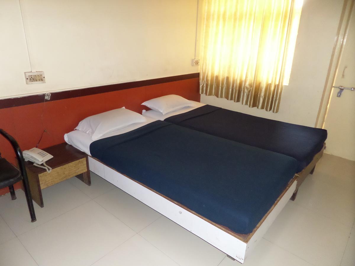 Hotel Sadanand Sangli Exterior photo