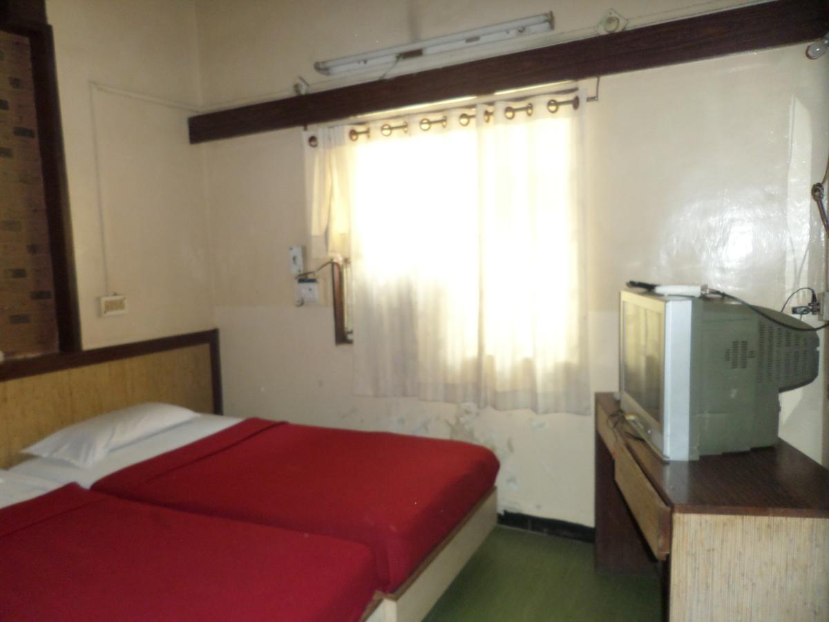 Hotel Sadanand Sangli Exterior photo